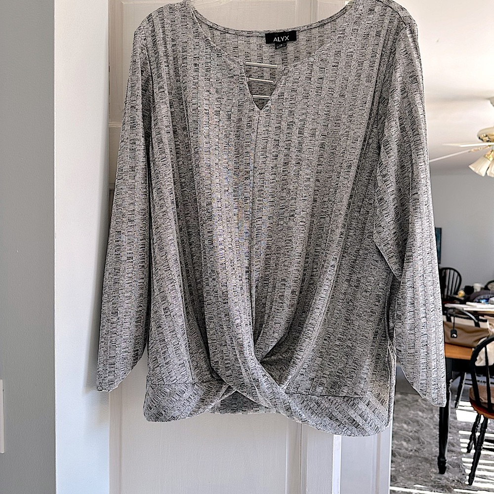 ALYX top - size 1x